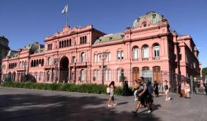 Inflación sigue cayendo en Argentina, a 2.4% en noviembre y 166% interanual Inflación sigue cayendo en Argentina, a 2.4% en noviembre y 166% interanual