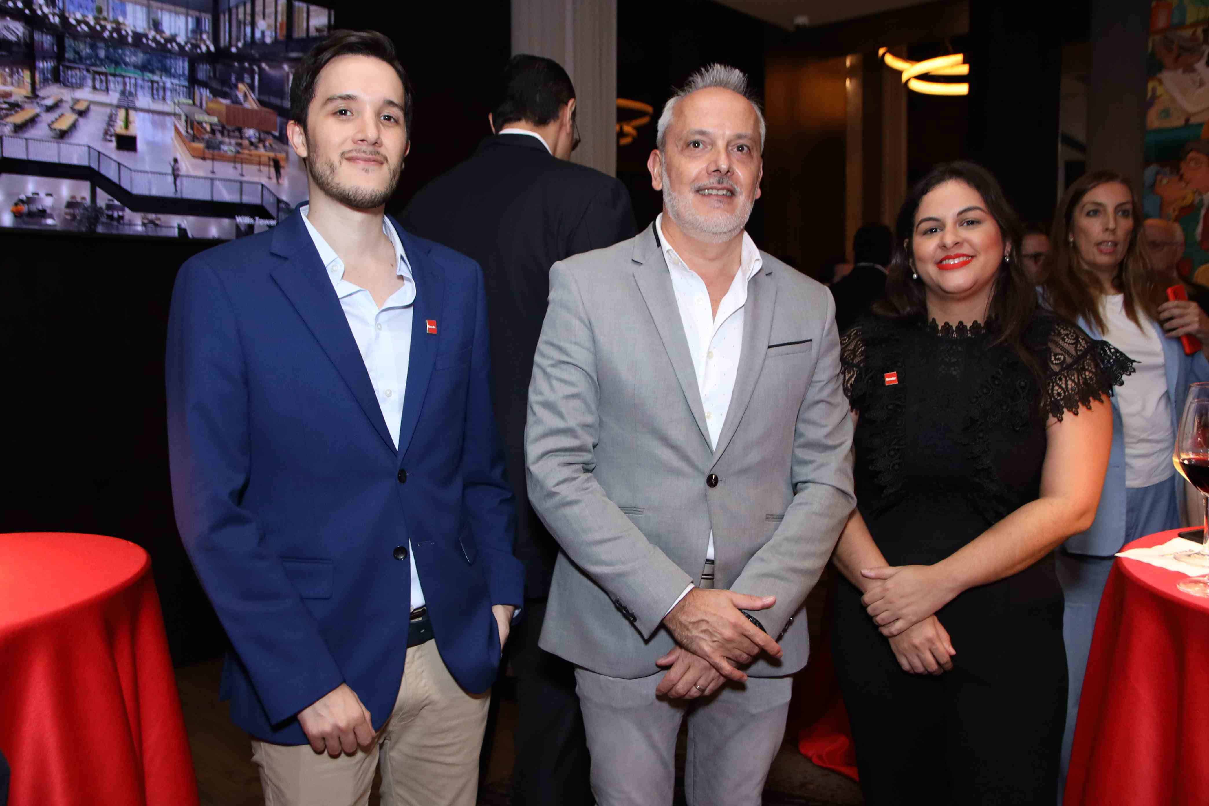 José Segura, Xavier Roselló y Rosalía Restituyo.