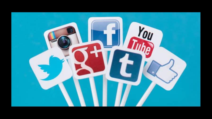 ¿Cómo regular las redes sociales para proteger a los jóvenes?