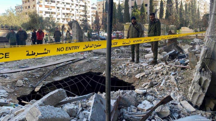 Israel bombardea los alrededores de Damasco, según una ONG y televisión siria