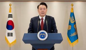 Presidente surcoreano accede a abandonar su residencia para comparecer ante autoridades