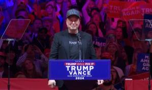 Musk es la primera persona en poseer una fortuna de más de 400,000 millones de dólares