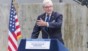 Gobernador Nueva Jersey pide ayuda a presidente Biden para investigar drones misteriosos