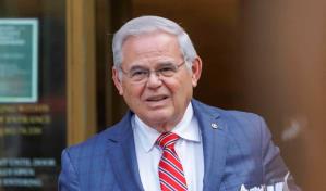 Bob Menéndez busca ser indultado por Trump antes de una posible sentencia de 15 años