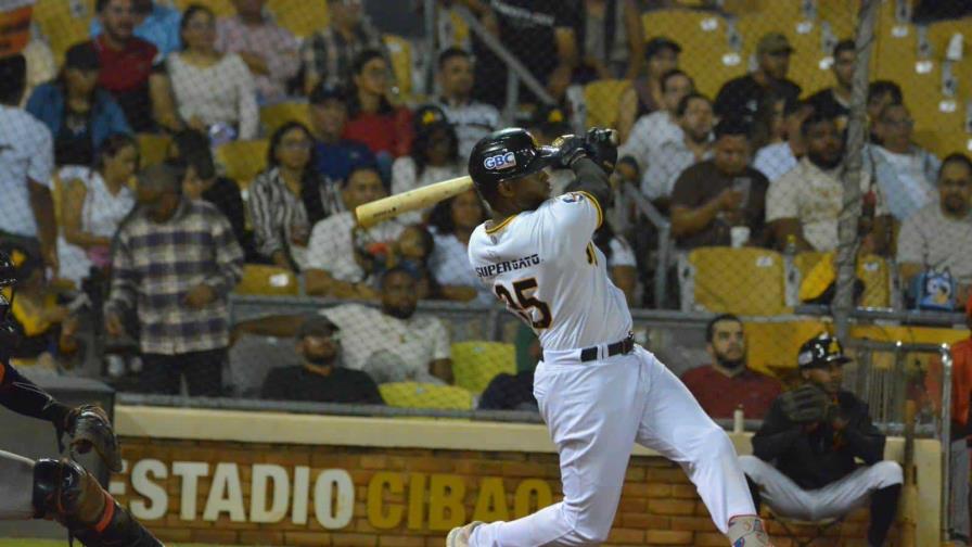 Pitcheo aguilucho se interpone en el camino del Escogido y sus ansias de clasificar a la final