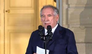 Presidente francés nombra a Bayrou como primer ministro para enfrentar la crisis