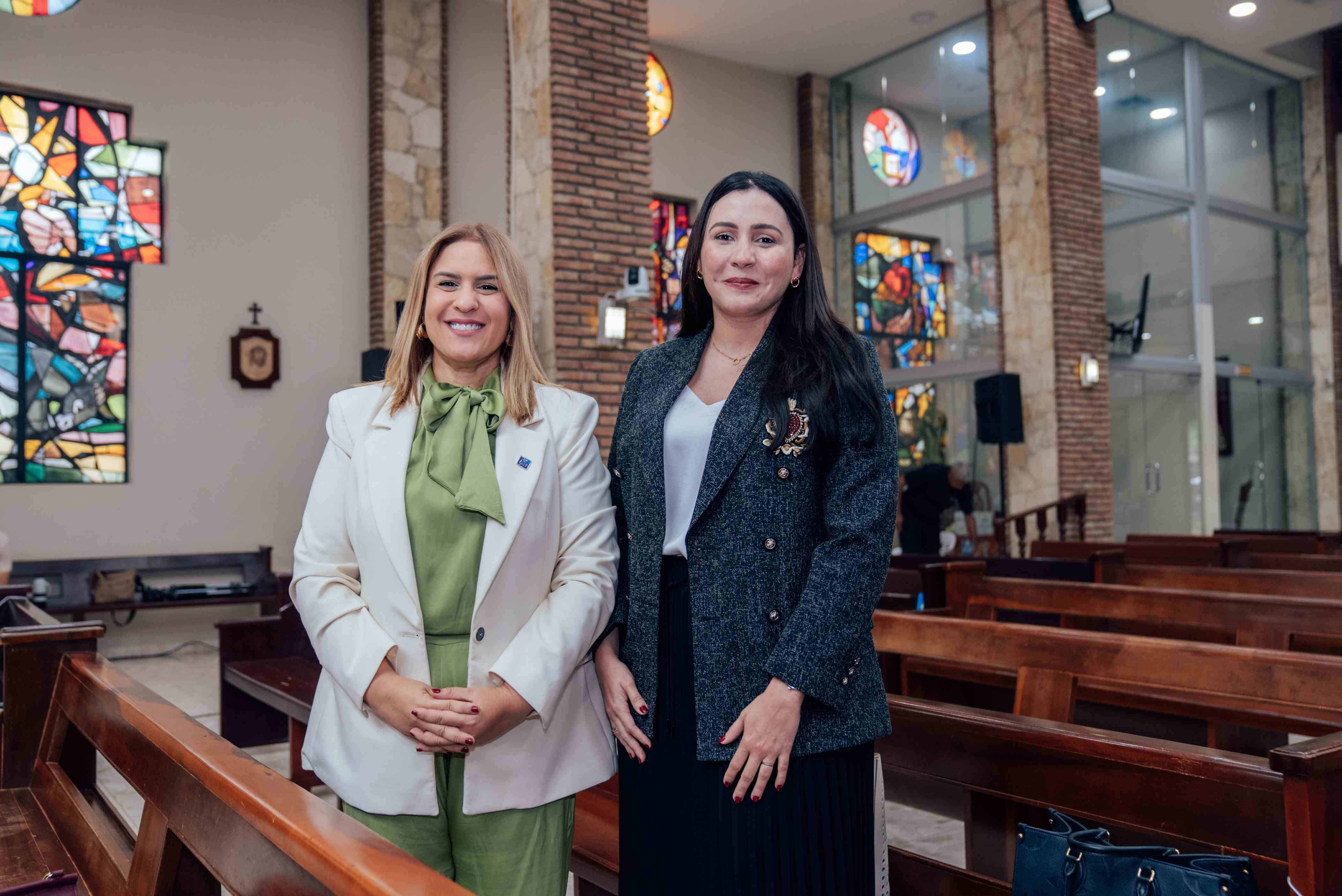 Jennifer Calcaño y Marilyn Rodríguez.