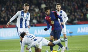 Lamine Yamal, delantero del Barcelona, fuera hasta un mes por lesión en el tobillo.