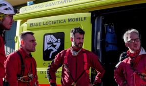Rescatistas italianos intentan liberar a una espele&oacute;loga atrapada y herida en una cueva
