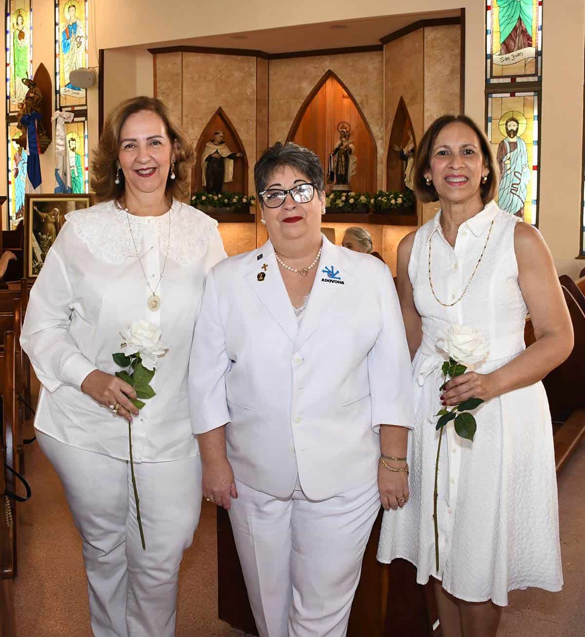 Anna Brisindi, Rosa María Guerra-Rodríguez y Elba Mateo de Paradas.