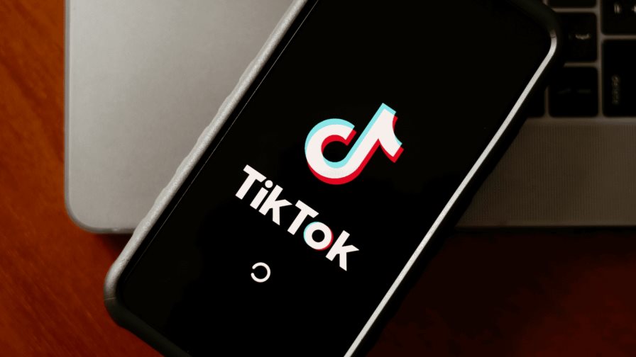 Corte Suprema de EEUU acepta examinar ley que obliga a la venta de TikTok