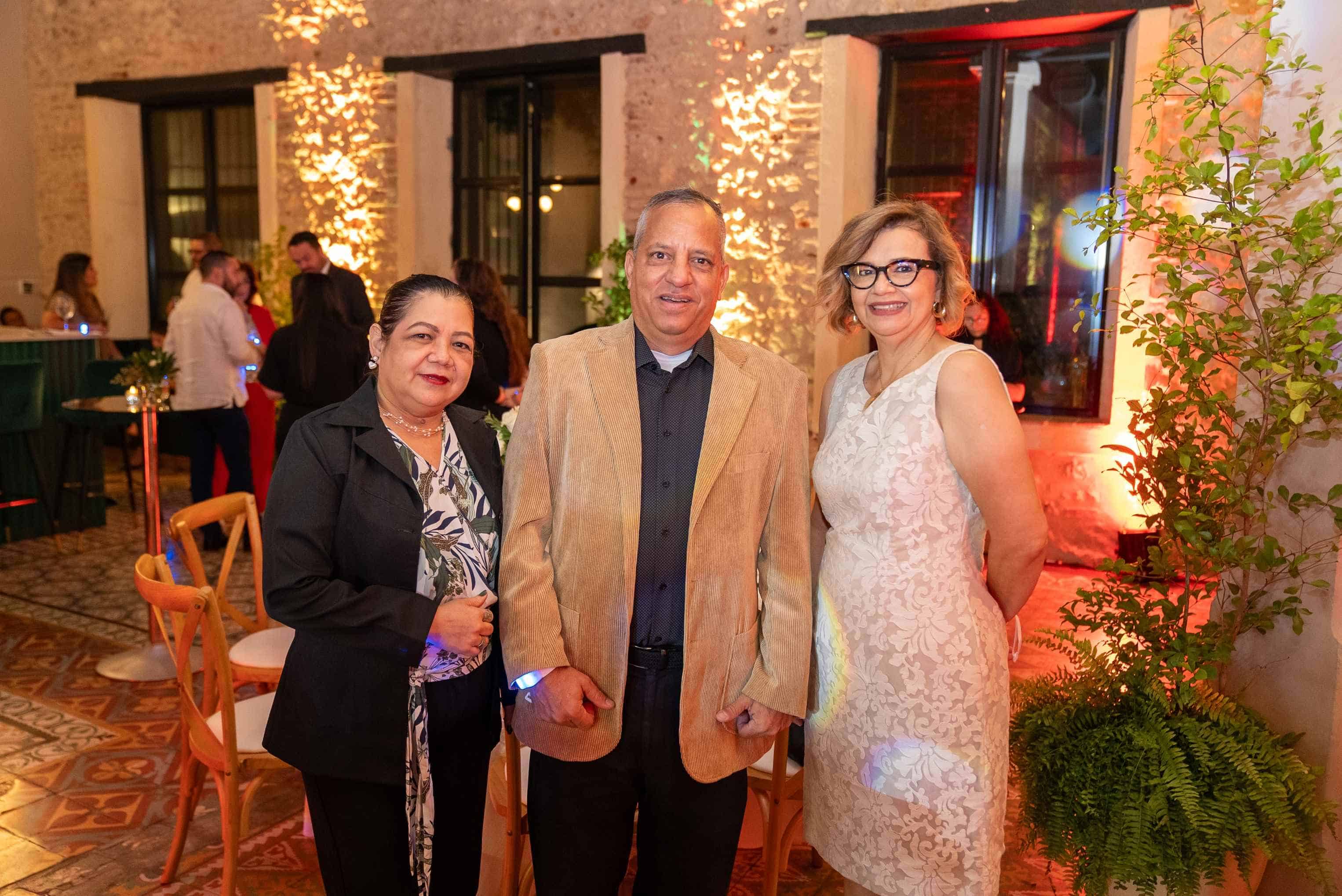 Ysnei Tovar, Mario Trujillo y Tereza Blanco.