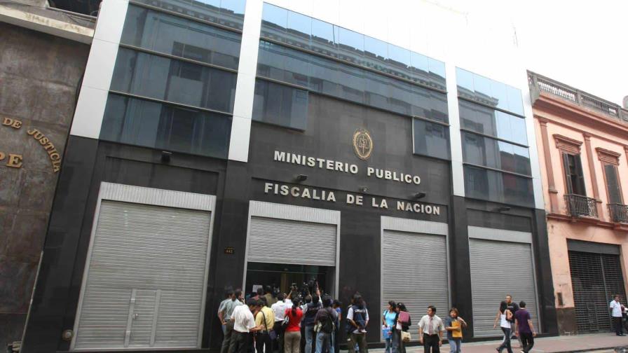 Fiscalía investiga exfuncionario tras denuncia de red de prostitución en Congreso de Perú