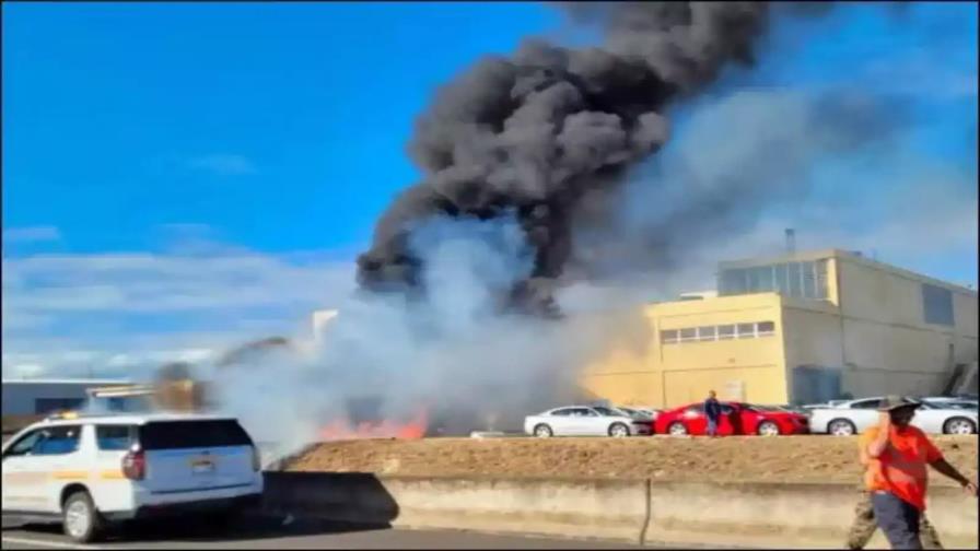 Dos pilotos mueren en accidente de avioneta tras estrellarse contra edificio vacío cerca de Honolulu