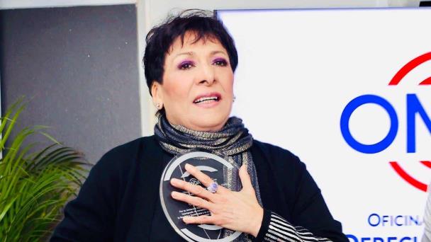 La ONDA homenajea a La Sophy por su contribución a la música latina
