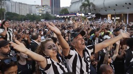 Botagofo demand&oacute; por 144 millones de d&oacute;lares al Olympique de Lyon debido a deudas impagas