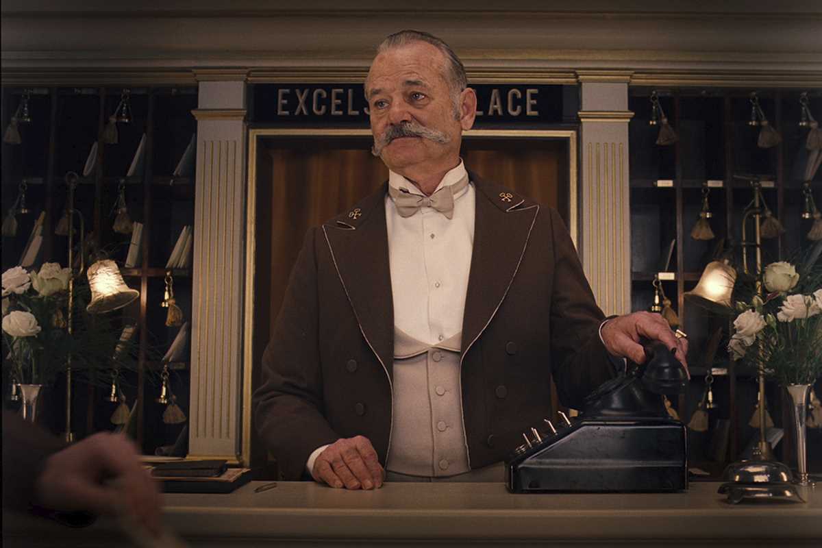 sta imagen proporcionada por Criterion muestra a Bill Murray en una escena de la película de 2014 El Gran Hotel Budapest.