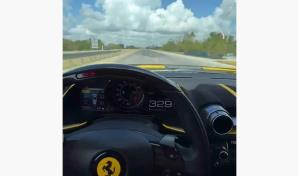 Imprudencia al volante: conductor muestra cómo alcanza más de 300 km/h en una carretera de RD