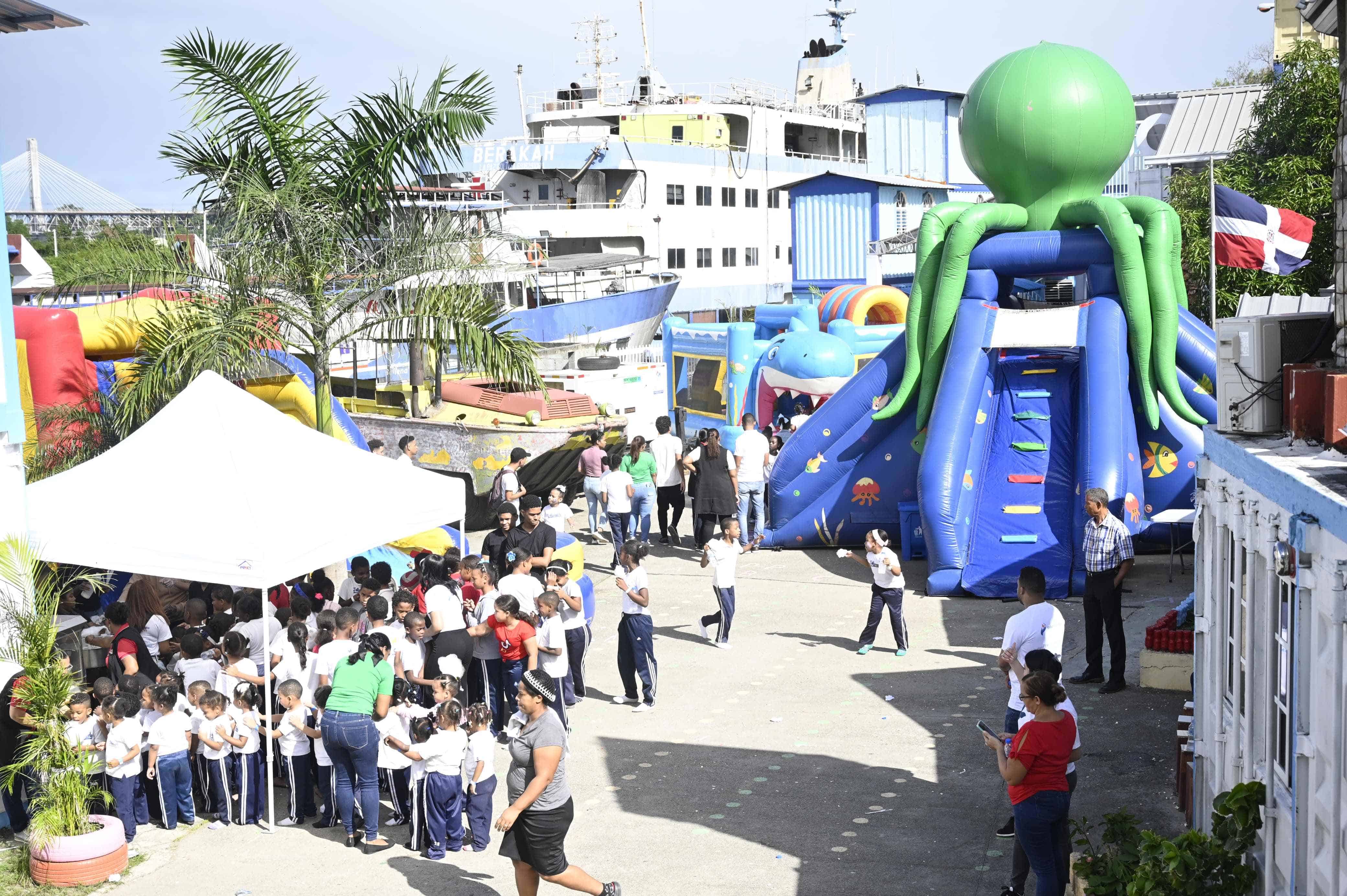 Día divertido en el Dique por el Voluntariado Banreservas.