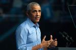Karol G y FloyyMenor, los artistas latinos que escuchó Barack Obama en 2024