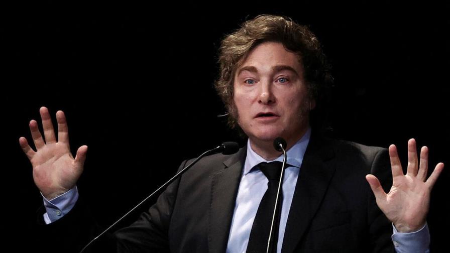 Argentina anuncia reforma migratoria que limita acceso a salud estatal y facilita deportaciones Argentina anuncia reforma migratoria que limita acceso a salud estatal y facilita deportaciones