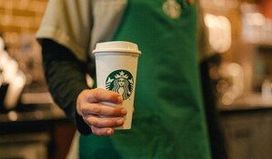 Starbucks anuncia 300 despidos corporativos en Estados Unidos