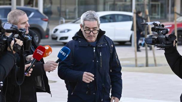 Raphael sigue hospitalizado, pero estable, a la espera de más pruebas