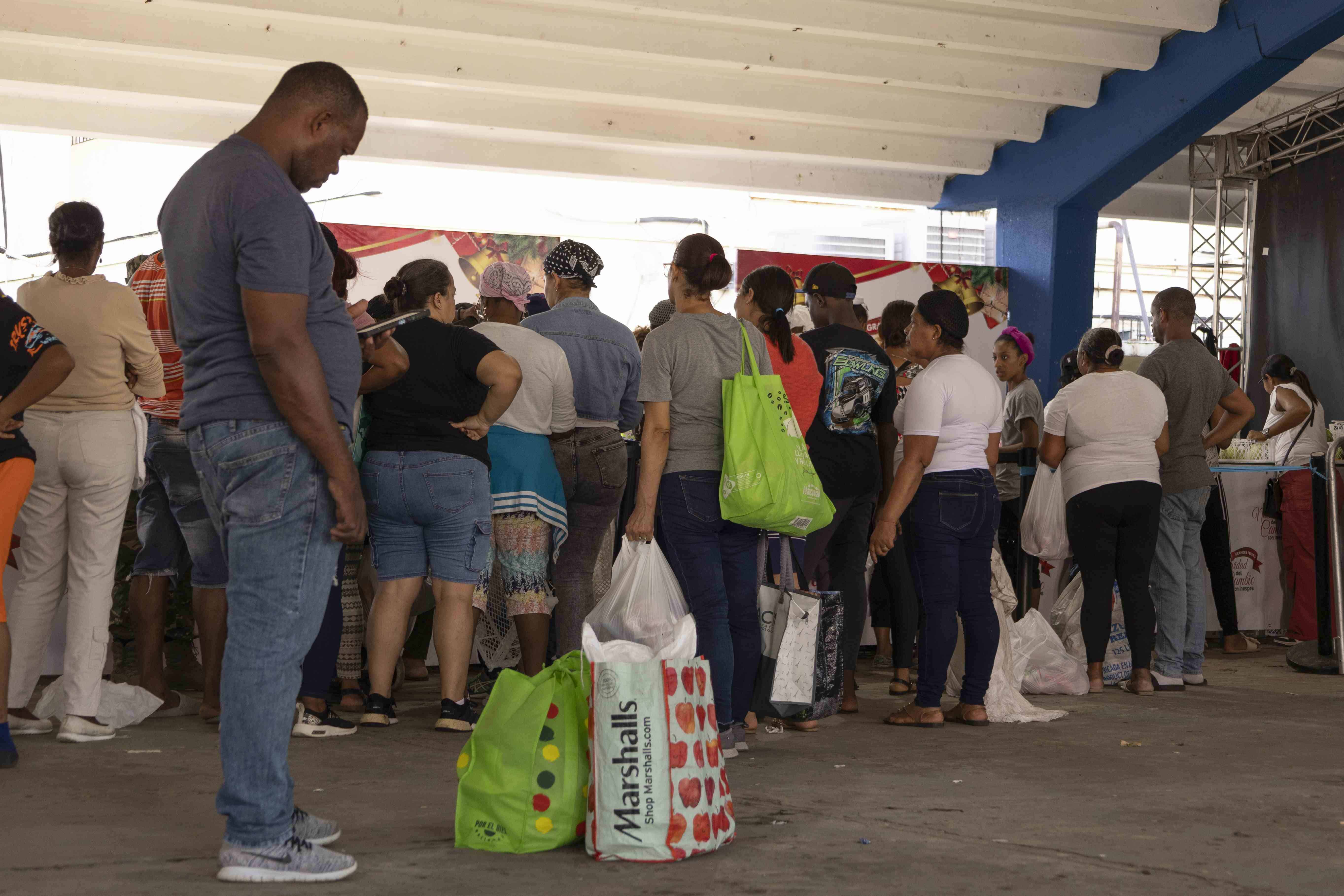 Los comprandores procedian de difentes lugares de la ciudad y San Cristóbal.