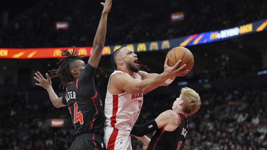 Brooks anota 27 puntos y los Rockets vencen a los Raptors