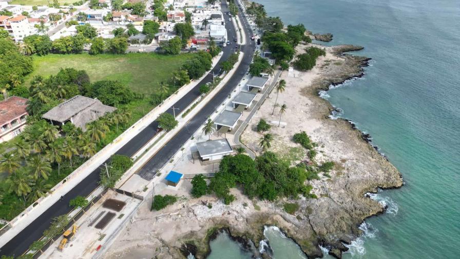 Residentes en San Pedro de Macorís disfrutan del nuevo malecón