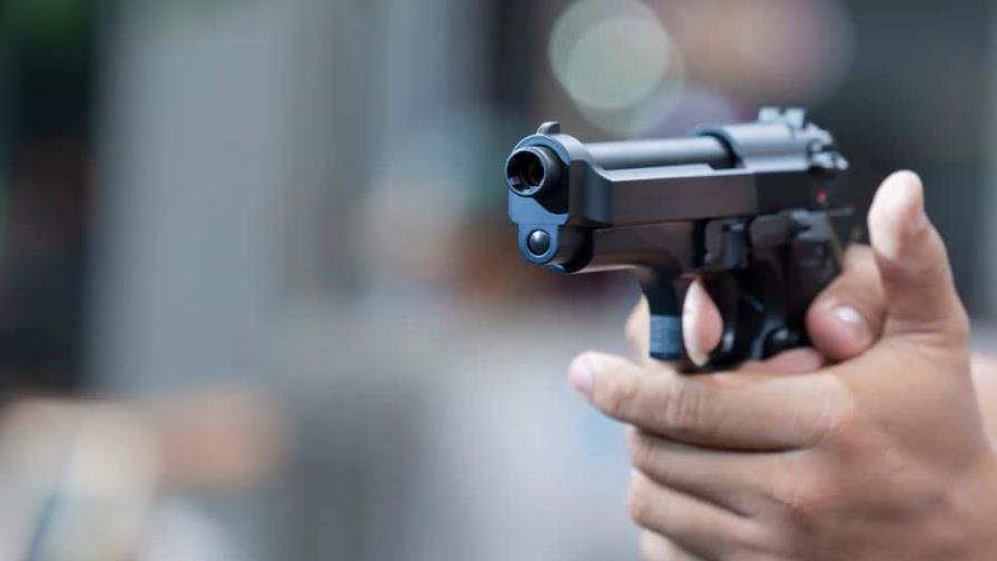 Ocupan pistola a estudiante de 14 años en centro educativo de Santiago Ocupan pistola a estudiante de 14 años en centro educativo de Santiago