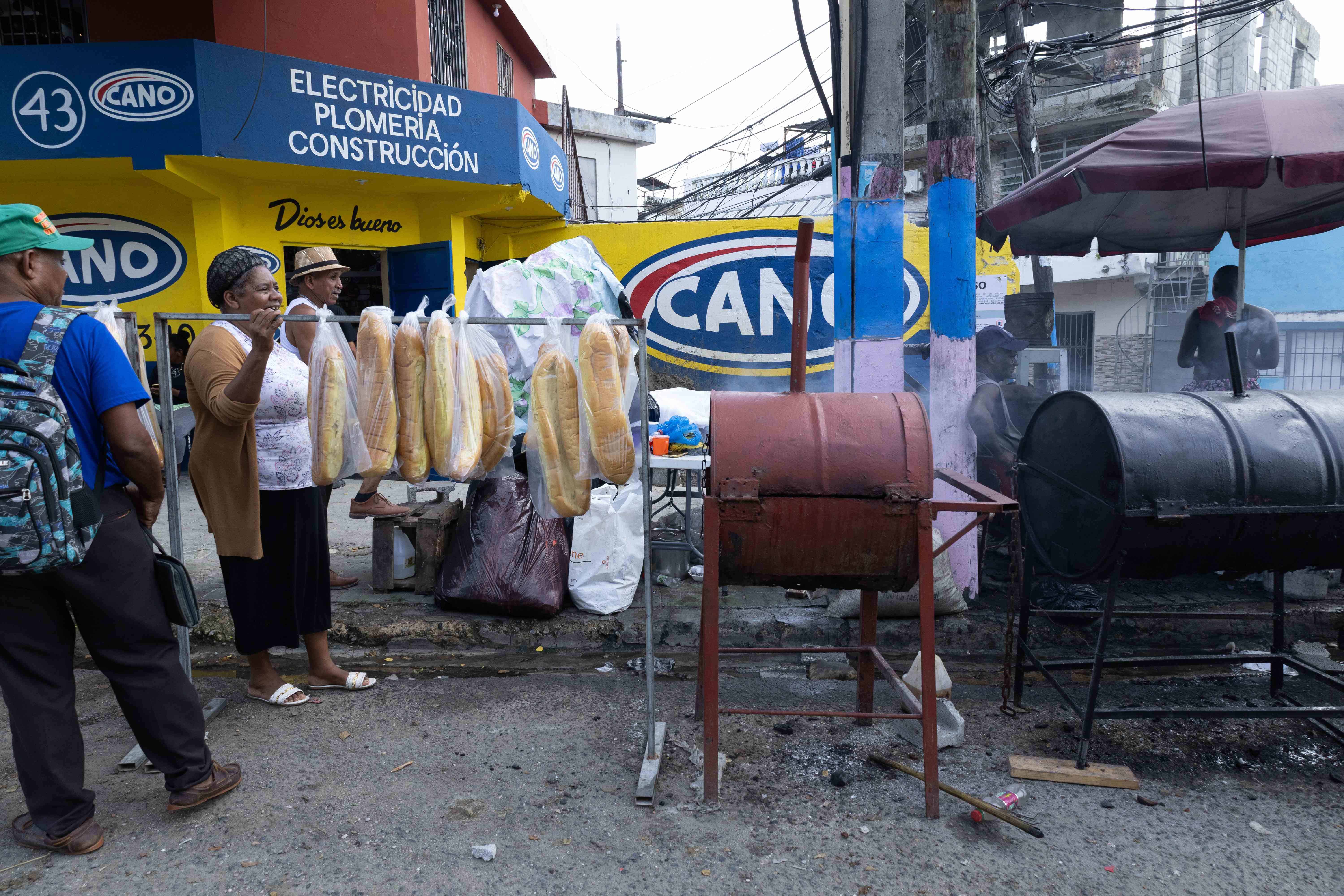 Mucha gente consigue su dirito extra con las ventas de estos días.