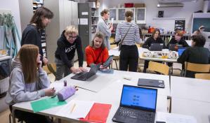 Los j&oacute;venes finlandeses aprenden a detectar noticias falsas en la escuela