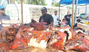 La libra de cerdo asado se vende entre RD$400 y RD$650 esta Navidad La libra de cerdo asado se vende entre RD$400 y RD$650 esta Navidad