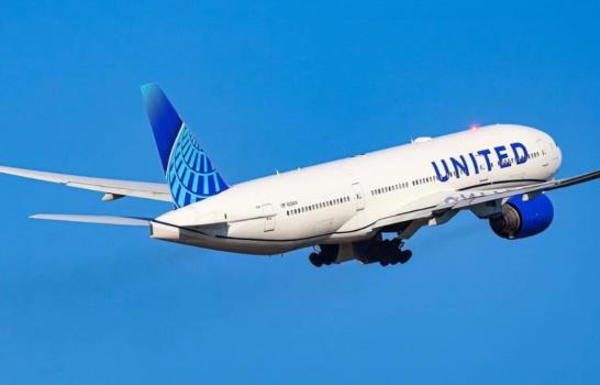 Vuelo de United regresa a Las Vegas tras amenaza de pasajero de secuestrar el avi&oacute;n