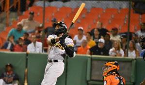 Aderlin Rodríguez, una línea al premio MVP de la Lidom