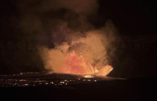 Impresionantes fotografías muestran lava en erupción del volcán Kilauea de Hawái