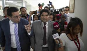 Exfuncionario niega presunta red de prostitución dentro del Congreso peruano Exfuncionario niega presunta red de prostitución dentro del Congreso peruano