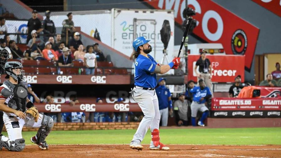 Licey se acerca a juego y medio del primero y envía al quinto a los Gigantes, tras pausa navideña