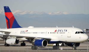 Denuncian a Delta y United por vender como ventana unos asientos contra una pared
