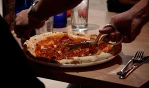 La primera mujer embajadora de la pizza napolitana en América Latina