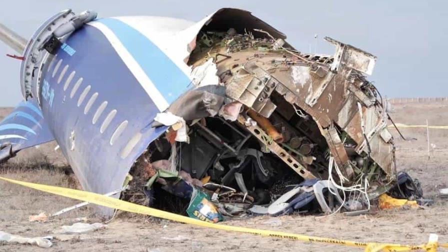 Analizan en Brasil las cajas negras del avión estrellado en Kazajistán