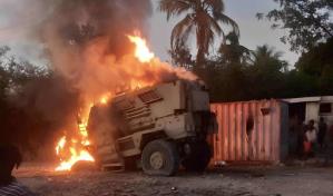 Incendian dos blindados de la Misión Multinacional de Seguridad en Haití