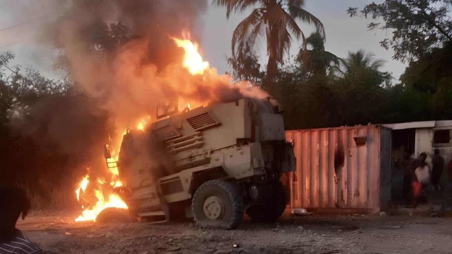 Incendian dos blindados de la Misión Multinacional de Seguridad en Haití