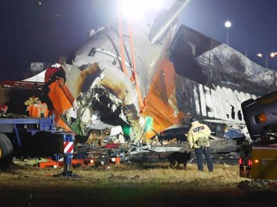 Las  víctimas del accidente aéreo en Corea del Sur asciende a 179