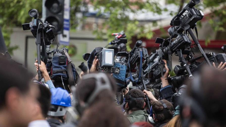 122 periodistas y trabajadores de medios fueron asesinados en 2024, según la FIP