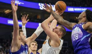 Jokic y Westbrook logran triples-dobles en la victoria de Nuggets 132-121 sobre el Jazz