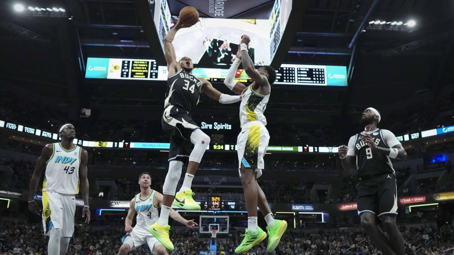 Bucks con Antetokounmpo remontan tras un mal inicio y 120-113 a Pacers