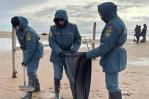 Retiran más de 70,000 toneladas de arena contaminada del litoral ruso del mar Negro Retiran más de 70,000 toneladas de arena contaminada del litoral ruso del mar Negro