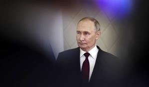 Putin dice que Rusia ha respondido a retos difíciles y que todo irá bien